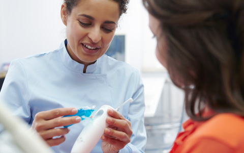 Des conseils d'initi&eacute;s pour des gencives plus saines