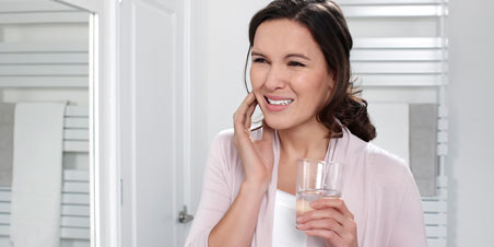 Raucherz&auml;hne wei&szlig; bekommen