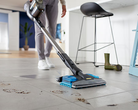 Syst&egrave;me unique d'aspiration et de nettoyage