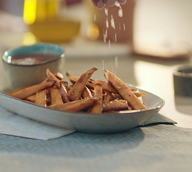 Knusprige S&uuml;&szlig;kartoffelpommes