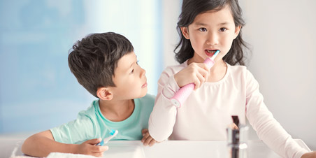 Richtiges Z&auml;hneputzen f&uuml;r Kinder